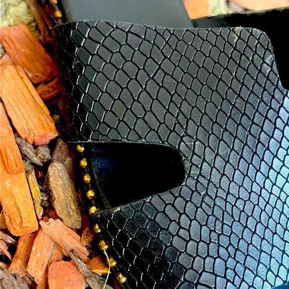 EUC Makis Kotris Greek black snakeskin H sandal gold studs 38 - Picture 5 of 5